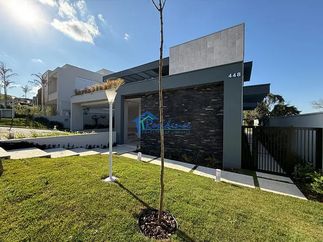 Sobrado com 556m² 4 quartos e 6 banheiros, à venda, no bairro Jardim Santa Rita em Indaiatuba