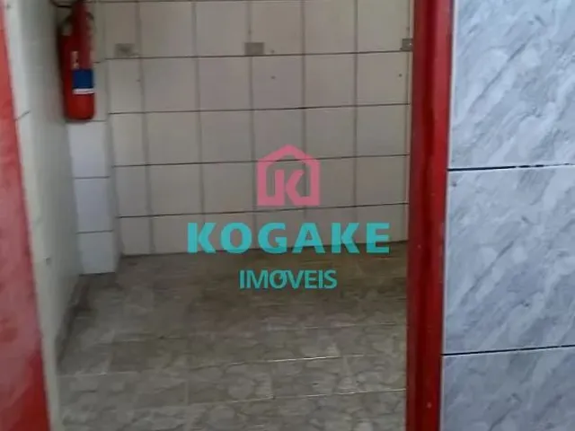 Sobrado com 300m² 3 quartos e 2 banheiros, à venda, no bairro Jardim América em São José Dos Campos