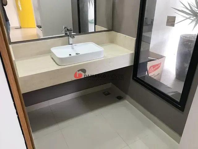 Sobrado com 260m² 3 quartos e 1 banheiro, à venda, no bairro Santa Maria em São Caetano do Sul