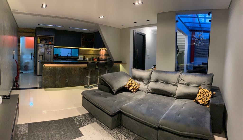 Sobrado à venda 3 Quartos, 1 Suite, 2 Vagas, 120M², Barcelona, São Caetano do Sul - SP