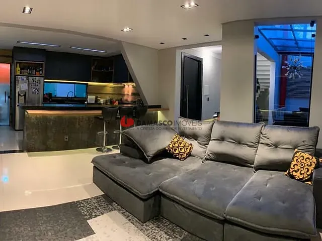 Sobrado com 120m² 3 quartos e 1 banheiro, à venda, no bairro Barcelona em São Caetano do Sul