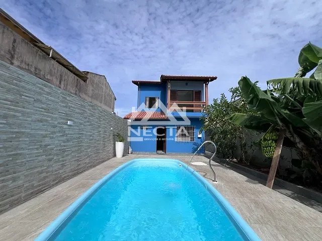 Sobrado com 245m² 6 quartos e 3 banheiros, à venda, no bairro Jardim das Gaivotas em Caraguatatuba