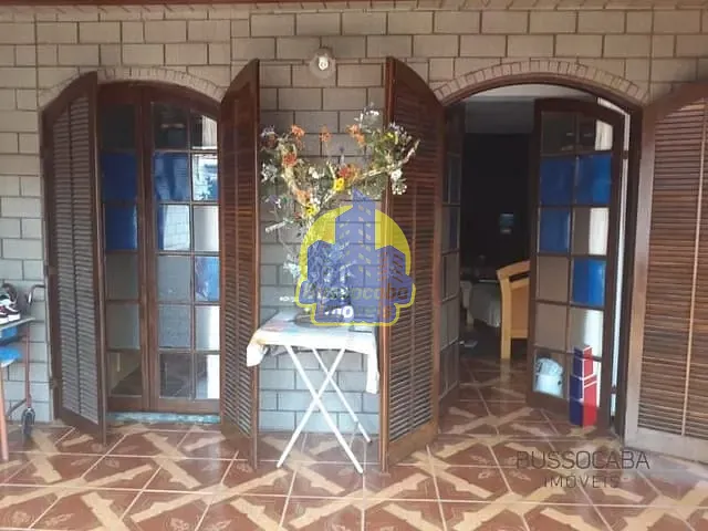 Sobrado com 92m² 4 quartos e 2 banheiros, à venda, no bairro Metalúrgicos em Osasco