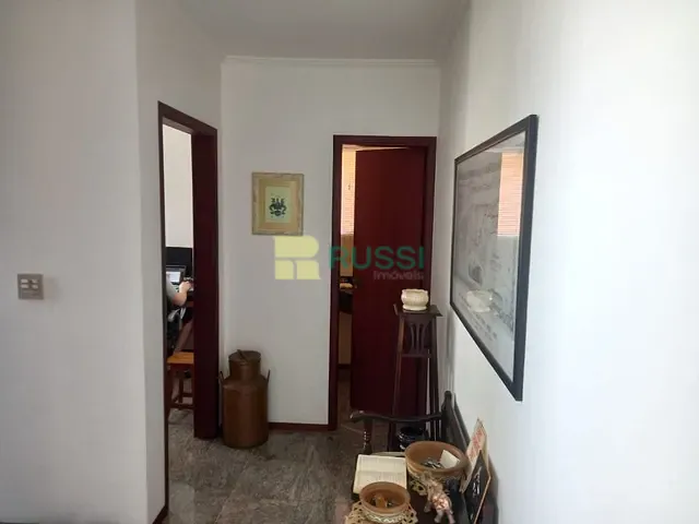 Sobrado com 450m² 4 quartos e 4 banheiros, à venda, no bairro Conjunto Residencial Esplanada do Sol em São José dos Campos