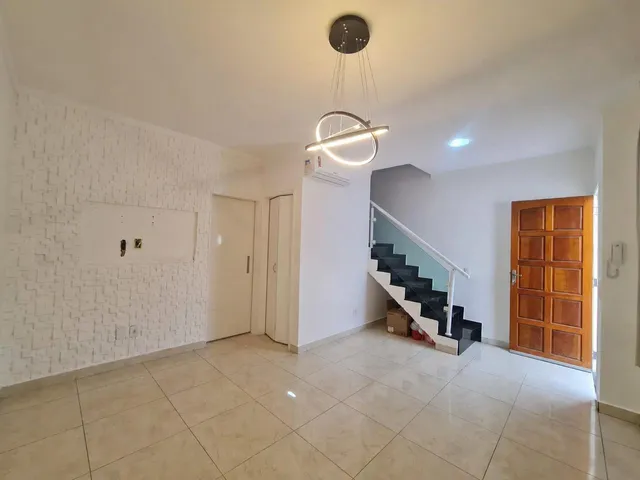 Sobrado 3 quartos e 3 banheiros, à venda, no bairro Vila Carrão em São Paulo
