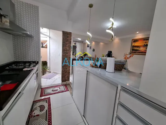 Sobrado com 125m² 2 quartos e 3 banheiros, à venda, no bairro Bosque dos Eucaliptos em São José dos Campos
