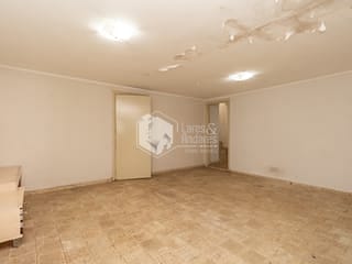 Foto do Sobrado-Sobrado para venda em Parque São Domingos com 4 quartos, sendo 1 suíte, 200m²