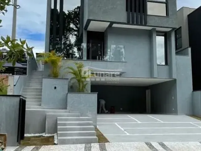 Sobrado com 360m² 3 quartos e 4 banheiros, à venda, no bairro Cézar de Souza em Mogi das Cruzes