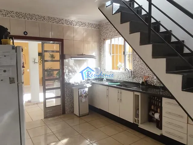 Sobrado com 300m² 3 quartos e 3 banheiros, à venda, no bairro Jardim Morada do Sol em Indaiatuba