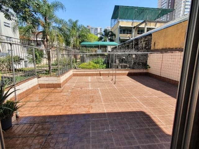 Sobrado com 328m² 5 quartos e 3 banheiros, à venda, no bairro Aclimação em São Paulo