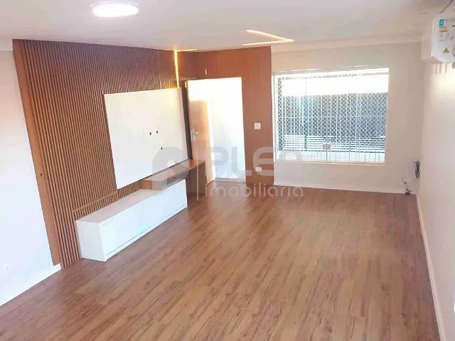Sobrado 3 quartos e 4 banheiros, para alugar, no bairro Vila Irmãos Arnoni em São Paulo