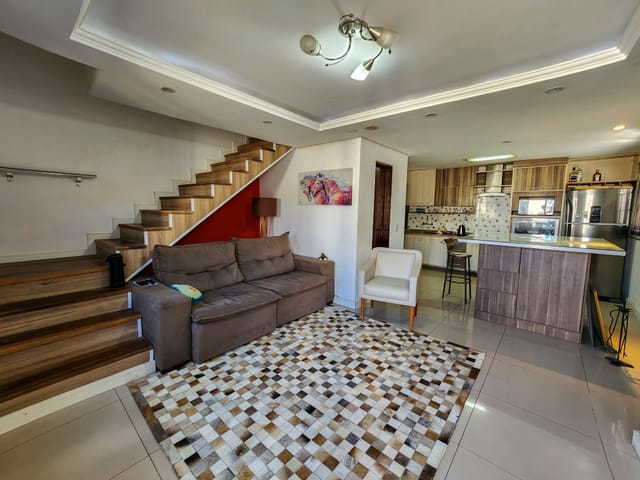 Foto do Sobrado - Aluguel: Apartamento 1 Dormitório no Condomínio Notre Dame, Centro de Pelotas. Praticidade e conforto no coração da cidade! | UP Imóveis