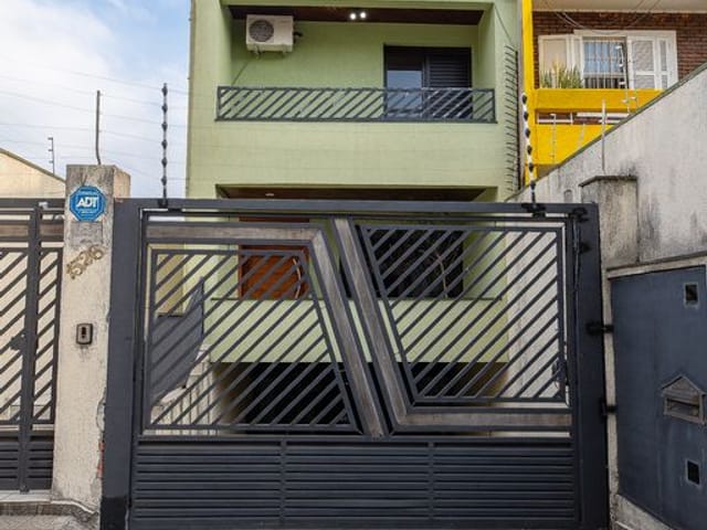 Sobrado com 247m² 4 quartos e 4 banheiros, à venda, no bairro Planalto Paulista em São Paulo