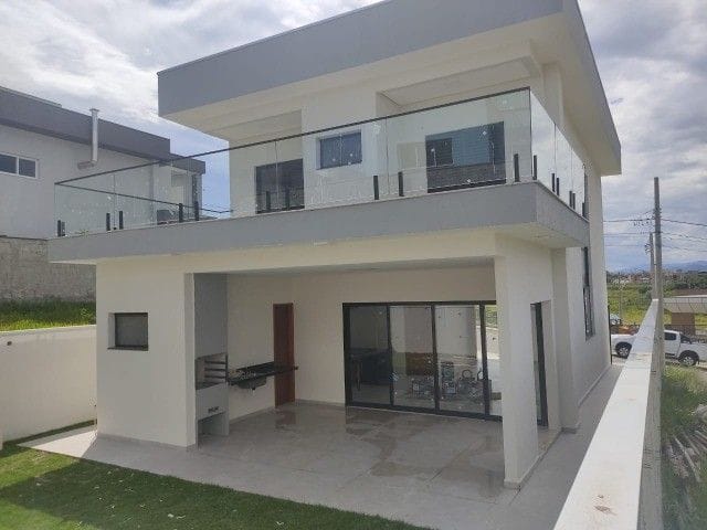 Foto do Sobrado - Sobrado com 3 dormitórios à venda, 201 m² por R$ 950.000,00 - Colinas - Caçapava/SP | INDEPENDENCE NEGOCIOS IMOBILIARIOS LTDA