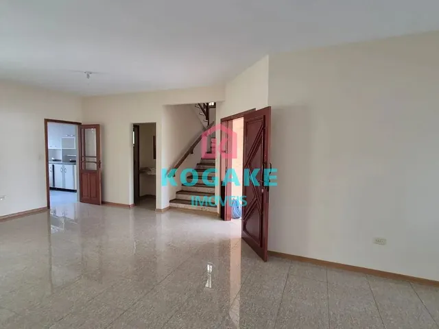 Sobrado com 360m² 4 quartos e 5 banheiros, para alugar, no bairro Urbanova em São José Dos Campos