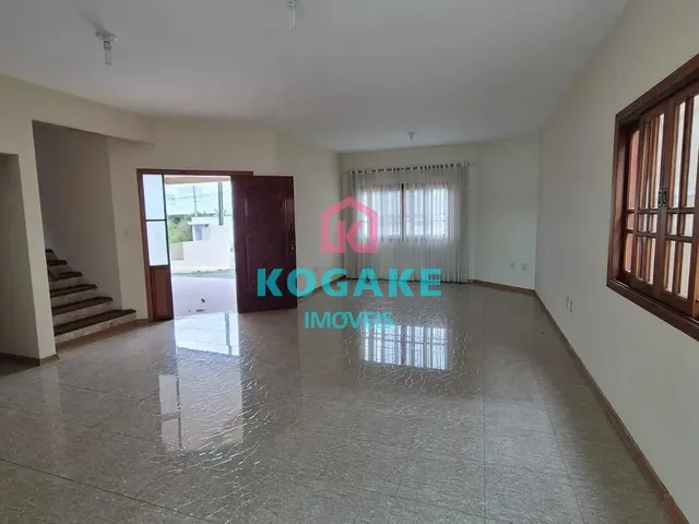 Sobrado com 360m² 4 quartos e 5 banheiros, para alugar, no bairro Urbanova em São José Dos Campos