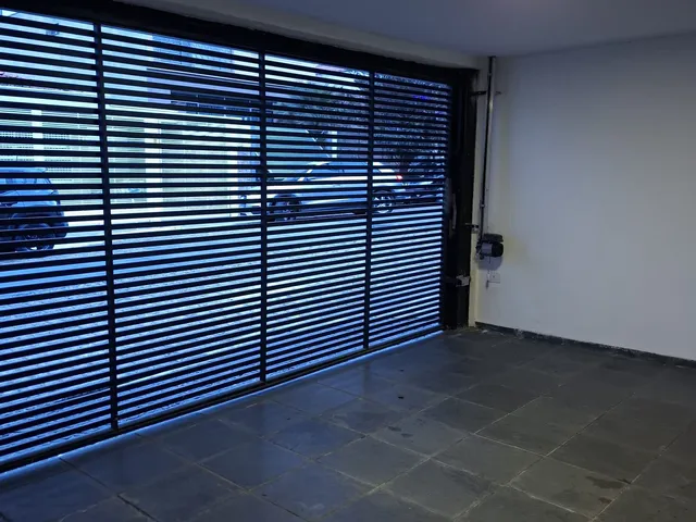 Sobrado 4 quartos e 4 banheiros, para alugar, no bairro Jardim Anália Franco em São Paulo