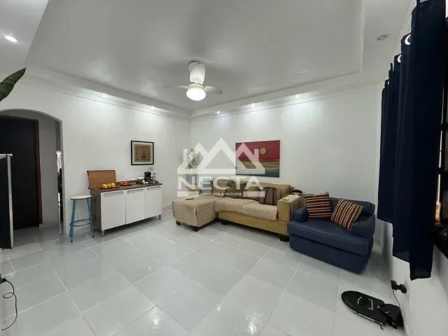 Sobrado com 116m² 2 quartos e 2 banheiros, à venda, no bairro Prainha em Caraguatatuba