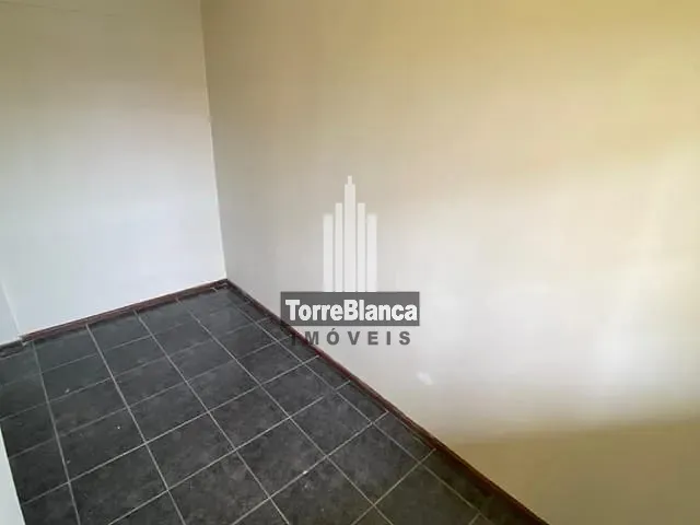 Sobrado com 60m² 1 quarto e 1 banheiro, para alugar, no bairro Jardim Carvalho em Ponta Grossa