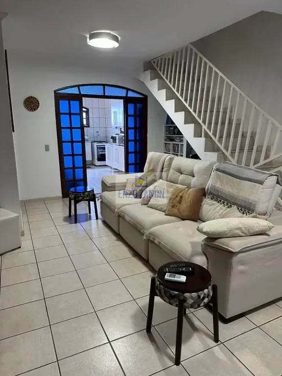 Sobrado, 3 quartos, 325 m² - Foto 1
