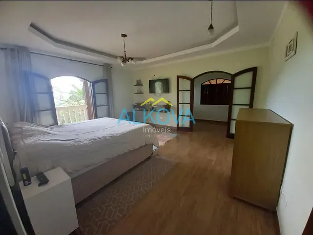 Sobrado com 3000m² 5 quartos e 5 banheiros, à venda, no bairro Freitas em São José dos Campos