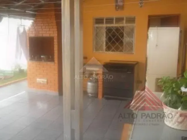 Sobrado com 250m² 3 quartos e 1 banheiro, à venda, no bairro Jardim Pedroso em Mauá