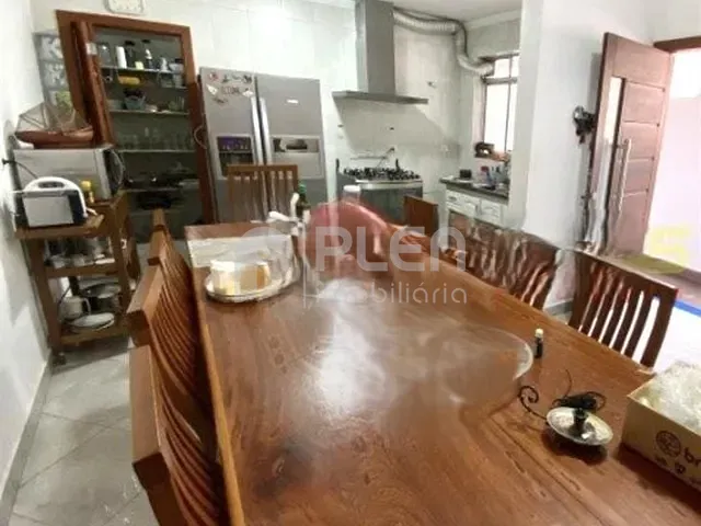 Sobrado com 320m², à venda ou para alugar, no bairro Carandiru em São Paulo