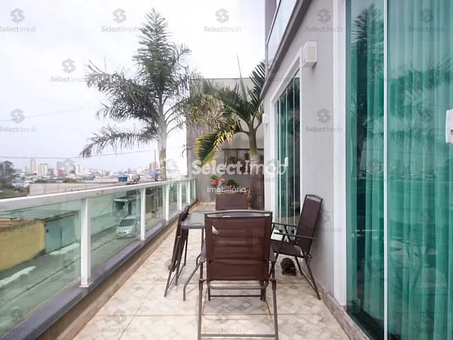 Sobrado com 300m² 3 quartos e 4 banheiros, à venda, no bairro Jardim Rosina em Mauá