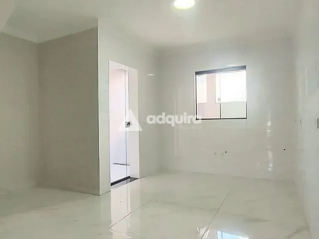 Sobrado 3 quartos e 3 banheiros, à venda, no bairro Oficinas em Ponta Grossa