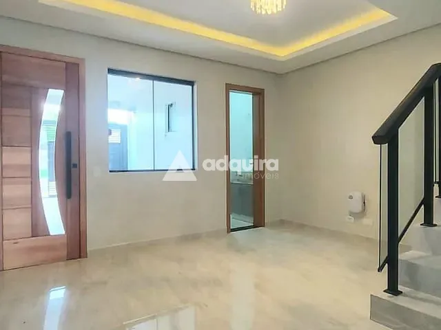 Sobrado 3 quartos e 3 banheiros, à venda, no bairro Oficinas em Ponta Grossa
