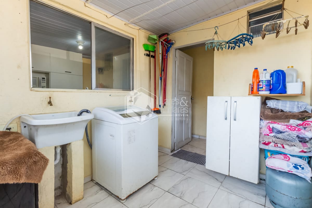 Sobrado à venda com 7 quartos, 262m² - Foto 35