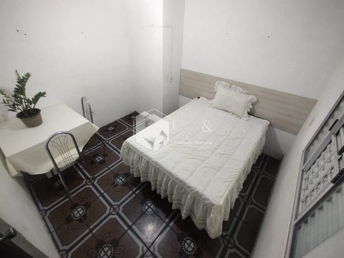 Sobrado à venda com 7 quartos, 262m² - Foto 42
