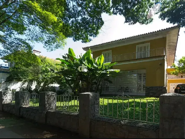 Sobrado com 606m² 4 quartos e 4 banheiros, à venda, no bairro Vila Madalena em São Paulo