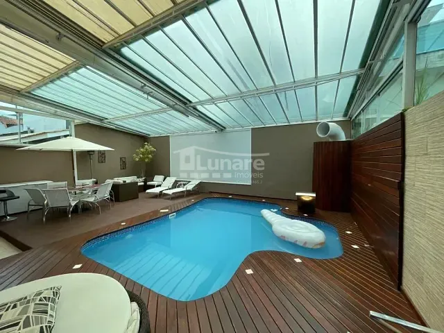 Sobrado com 300m² 4 quartos e 3 banheiros, à venda, no bairro Jardim Aracy em Mogi das Cruzes