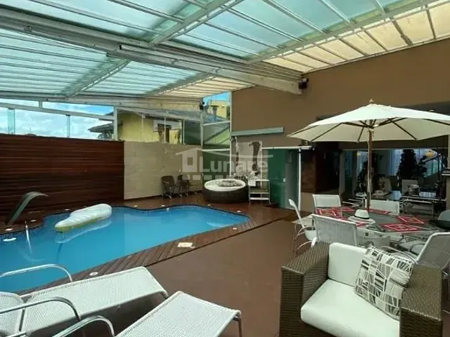 Sobrado com 300m² 4 quartos e 3 banheiros, à venda, no bairro Jardim Aracy em Mogi das Cruzes