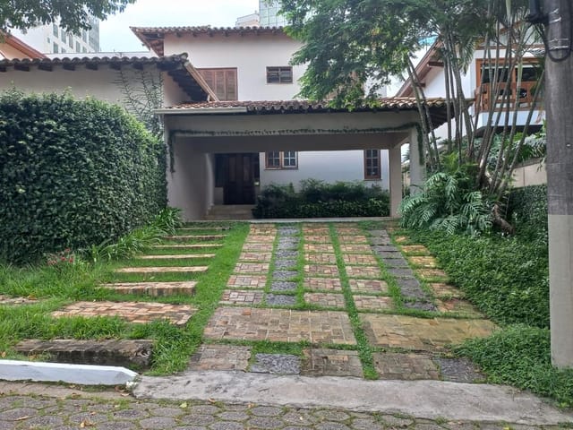 Foto do Sobrado - Sobrado com 4 dormitórios, 394 m² - venda por R$ 3.000.000,00 ou aluguel por R$ 13.442,20/mês - Jardim das Colinas - São José dos Campos/SP | INDEPENDENCE NEGOCIOS IMOBILIARIOS LTDA