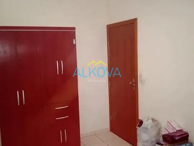 Sobrado com 150m² 3 quartos e 3 banheiros, à venda, no bairro Jardim Colonial em São José dos Campos