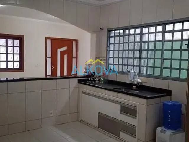 Sobrado com 150m² 3 quartos e 3 banheiros, à venda, no bairro Jardim Colonial em São José dos Campos
