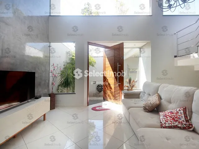 Sobrado com 279m² 3 quartos e 2 banheiros, à venda, no bairro Jardim Pedroso em Mauá