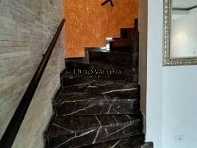 Sobrado com 180m² 4 quartos e 5 banheiros, à venda, no bairro Vila Gumercindo em São Paulo