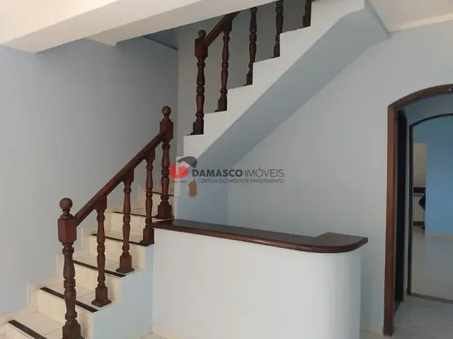 Sobrado com 151m² 3 quartos e 1 banheiro, à venda, no bairro Campestre em Santo André
