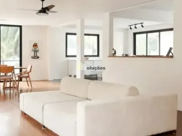 Sobrado 4 quartos e 5 banheiros, à venda ou para alugar, no bairro Vila Madalena em São Paulo