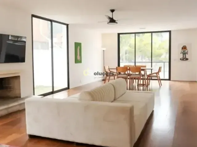 Sobrado 4 quartos e 5 banheiros, à venda ou para alugar, no bairro Vila Madalena em São Paulo