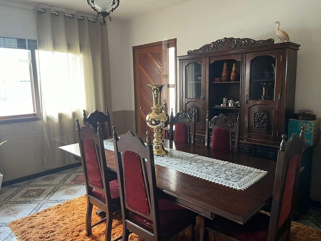 Casa 3 quartos e 2 banheiros, à venda, no bairro Três Vendas em Pelotas