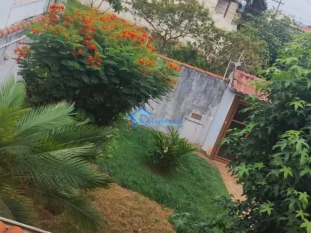 Sobrado com 250m² 3 quartos e 2 banheiros, à venda, no bairro Jardim Regina em Indaiatuba