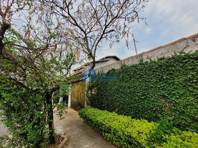 Sobrado com 250m² 3 quartos e 2 banheiros, à venda, no bairro Jardim Regina em Indaiatuba