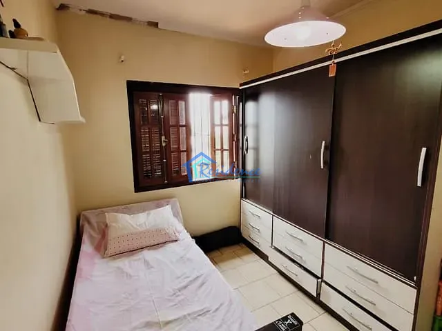 Sobrado com 250m² 3 quartos e 2 banheiros, à venda, no bairro Jardim Regina em Indaiatuba