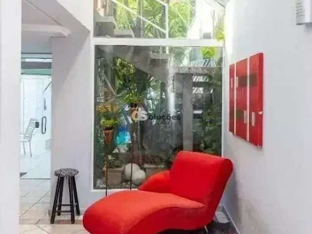 Sobrado 5 quartos e 3 banheiros, à venda, no bairro Vila Madalena em São Paulo