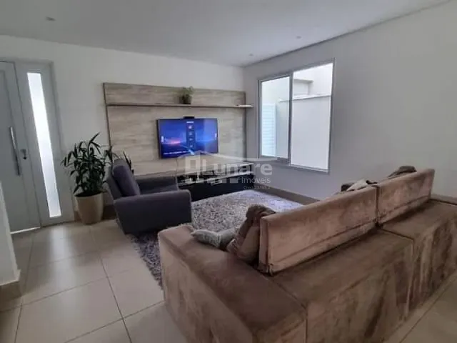 Sobrado 4 quartos e 5 banheiros, à venda, no bairro Vila Oliveira em Mogi das Cruzes