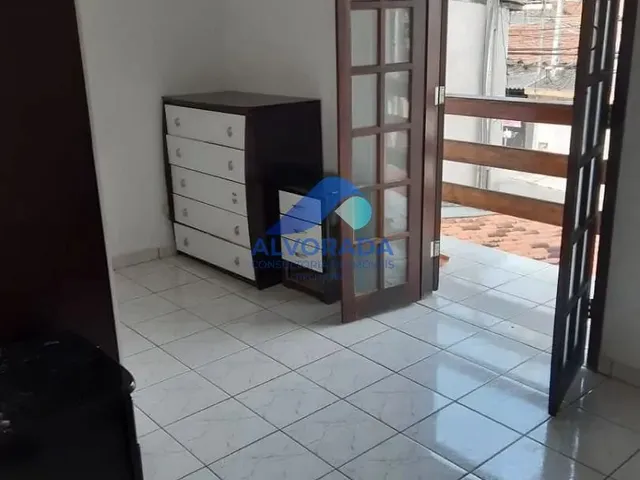 Sobrado com 129m² 3 quartos e 3 banheiros, à venda, no bairro Jardim Satélite em São José Dos Campos